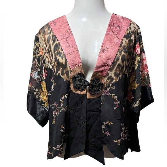 Spencer Alexis Floral Leopard Embroidered
Satin Silk Blend Kimono Jacket M - Picture 3 of 15
